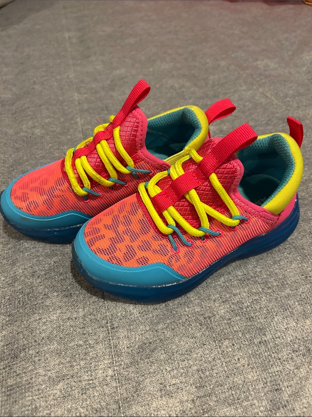 Kids Bright Light Up Multi-Color Athletic Sneakers - Pink & Blue